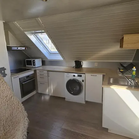 Appartement Cozy Near With Free Privat Prarking *